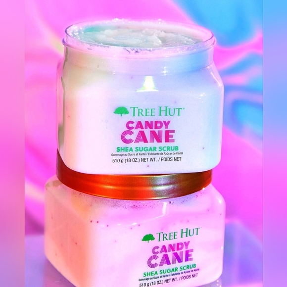 Tree Hut Candy Cane Scrub - Picture 1 of 4